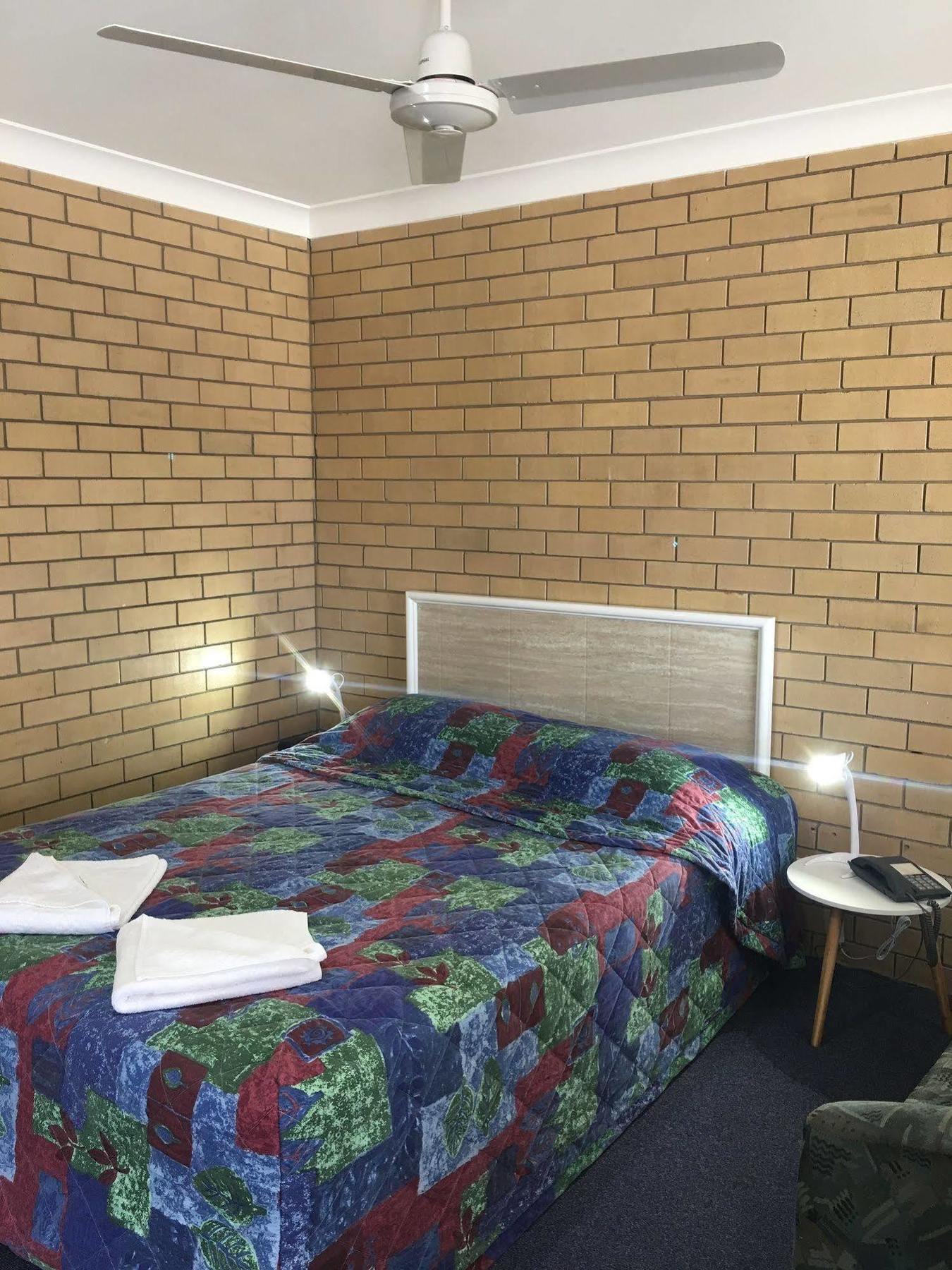 Gunsynd Motor Inn Goondiwindi Exterior photo